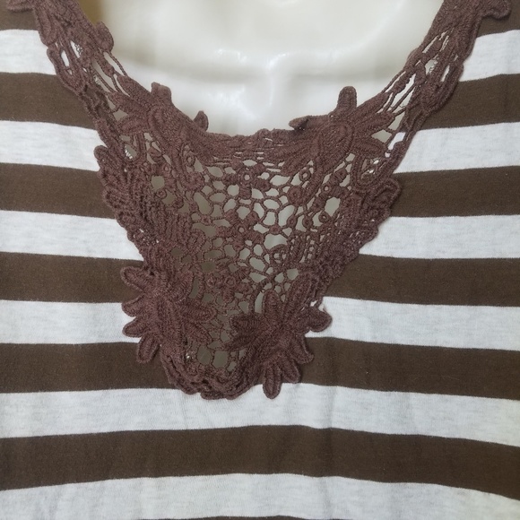 Crochet Back Brown and Cream Shirt - Picture 3 of 4